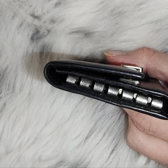 Prada leather keyholder compact VGUC - Picture 10 of 14